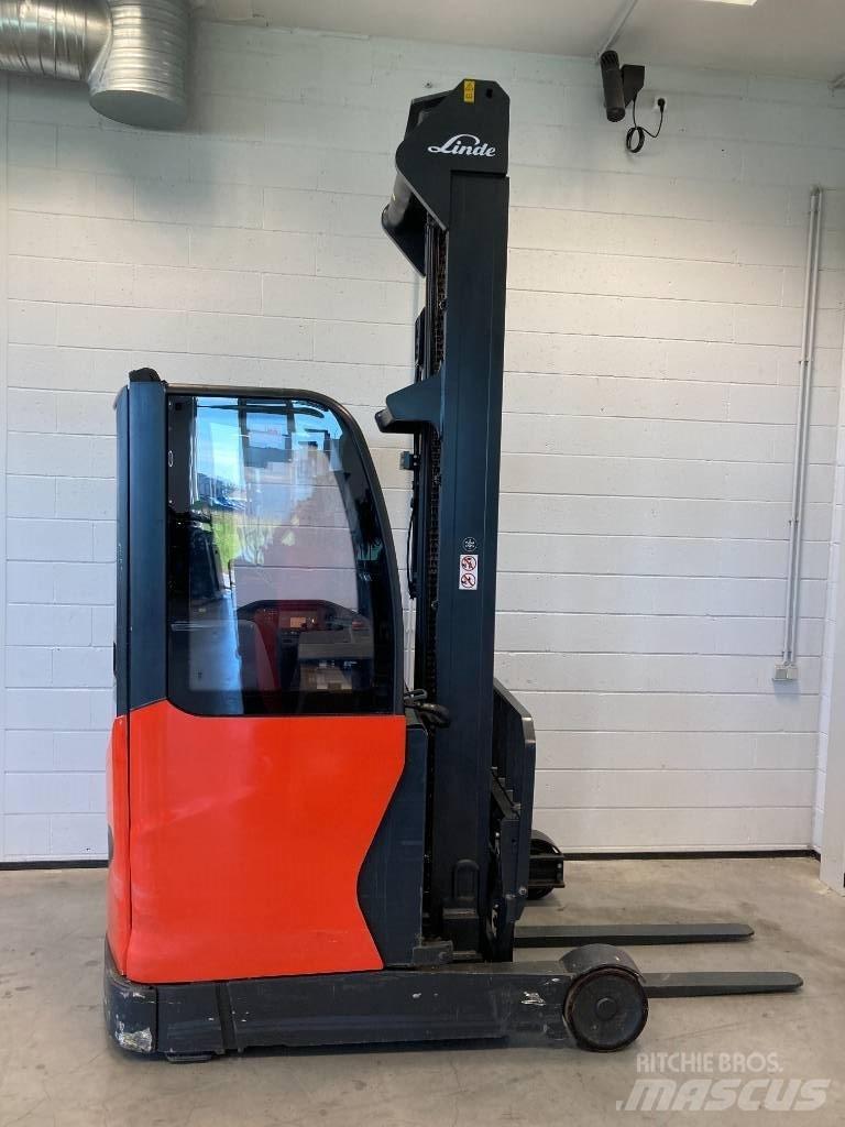 Linde R14/1120 Stivuitor cu catarg retractabil