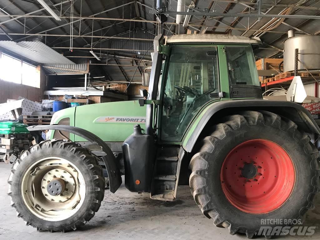 Fendt 716 Tractoare