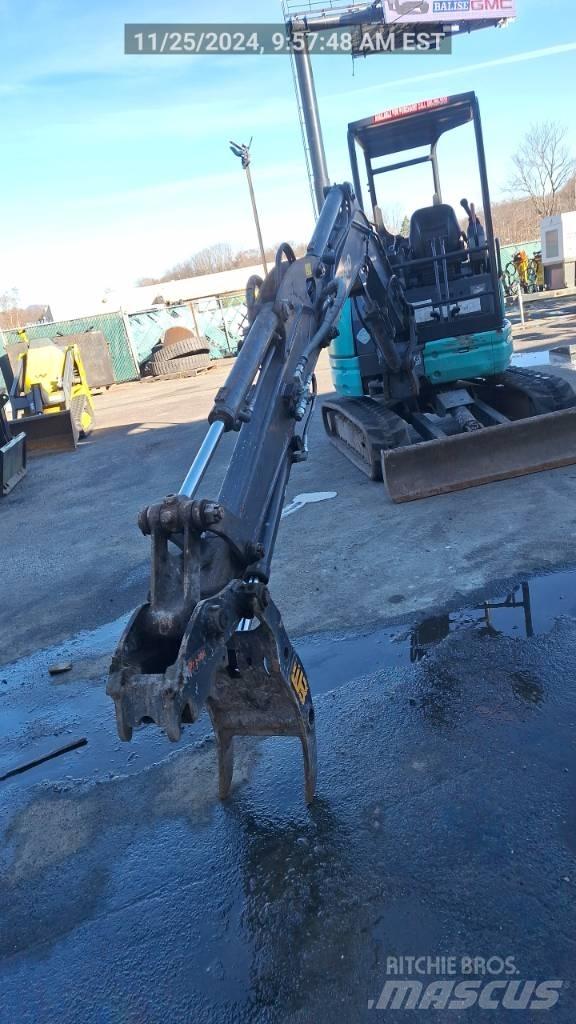 Kato HD 30V4 Mini excavatoare < 7t