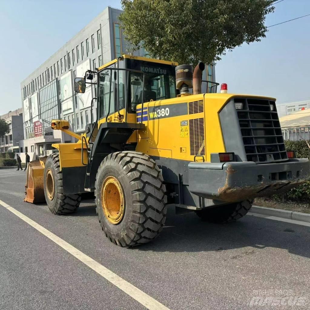 Komatsu 380-6 Incarcator pe pneuri