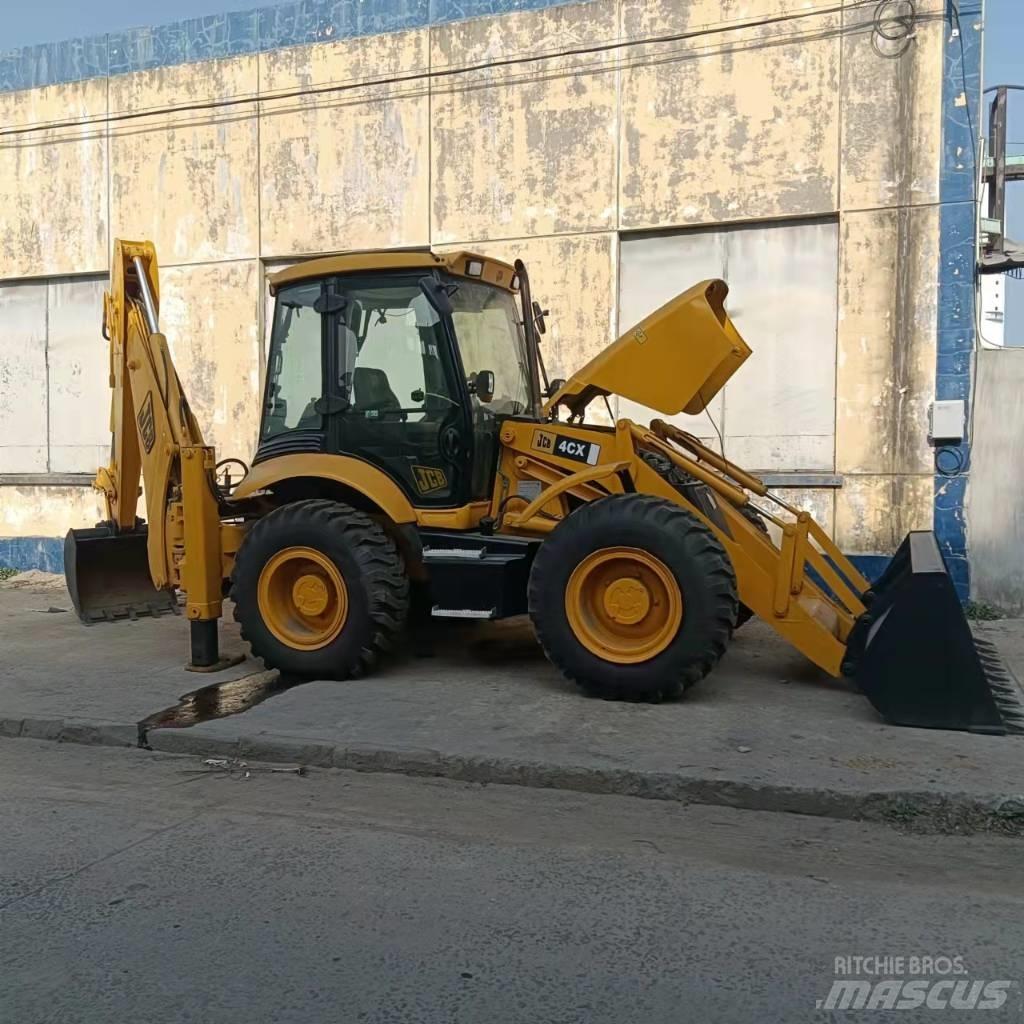 JCB 4CX Buldoexcavatoare