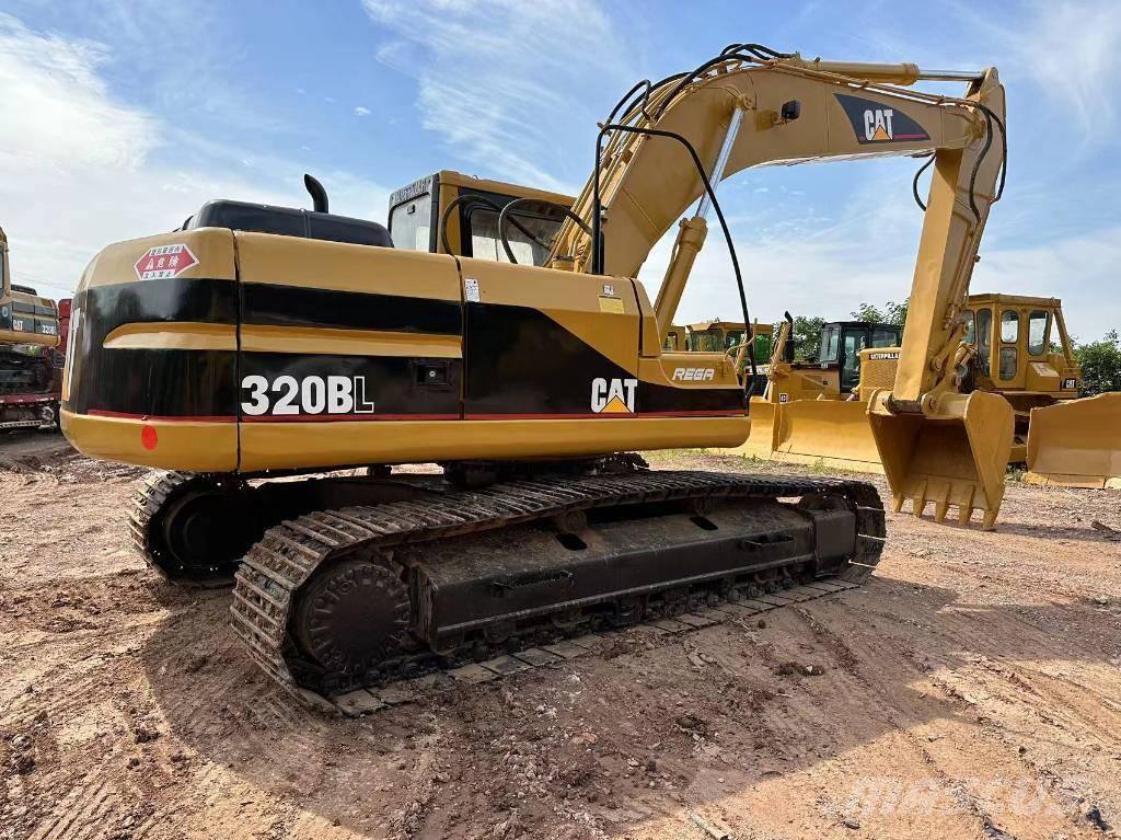 CAT 320 B L Excavatoare pe șenile
