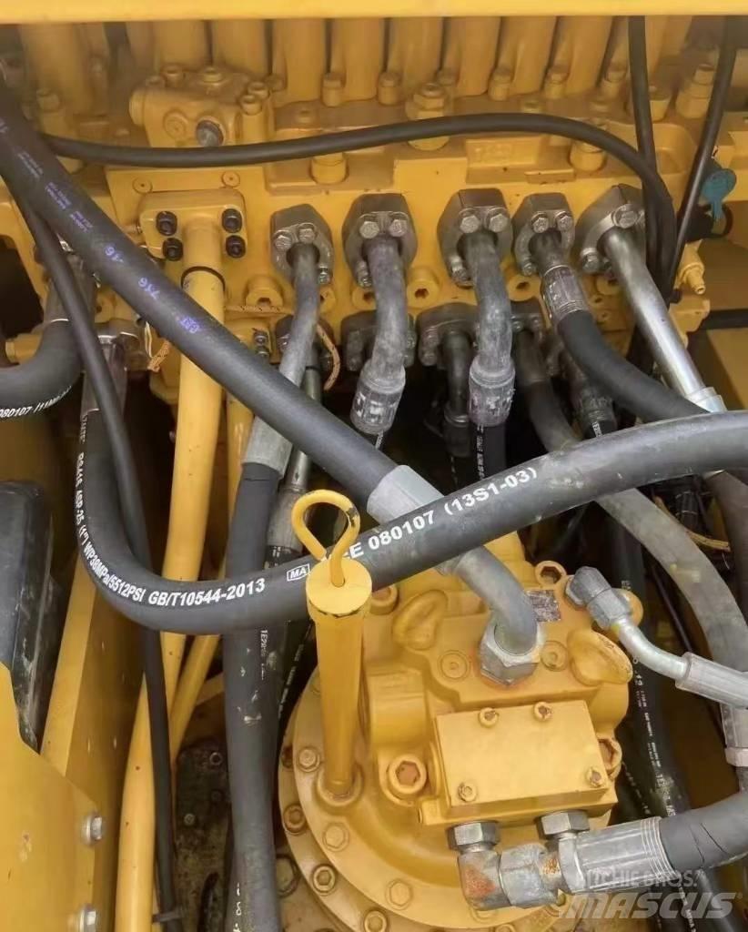CAT 320 D Excavatoare pe șenile
