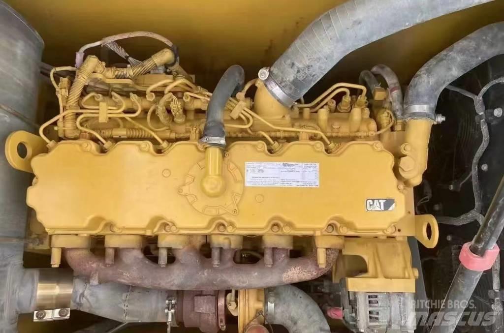 CAT 320 D Excavatoare pe șenile
