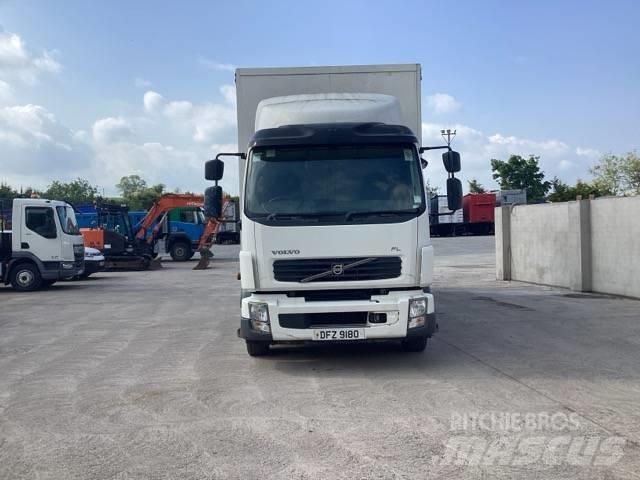 Volvo FL 240 Camion cu prelata
