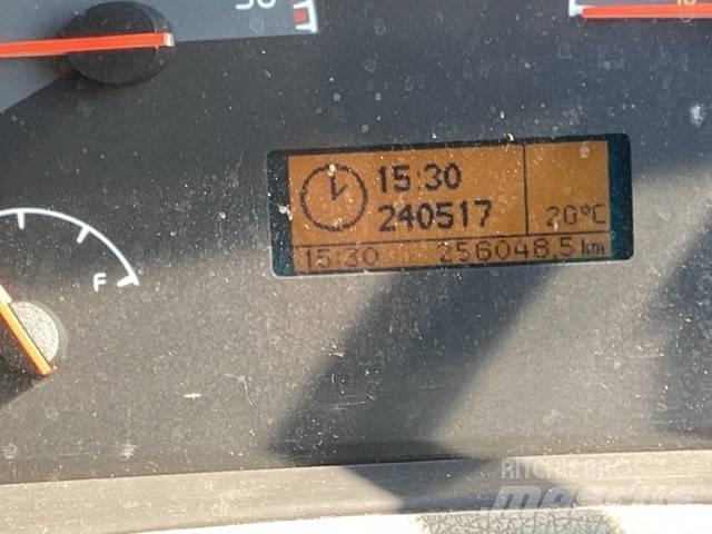 Volvo FL 240 Camion cu prelata
