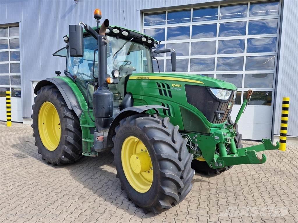 John Deere 6145R Tractoare