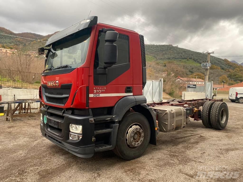 Iveco STRALIS 190S31 Transportatoare vehicule