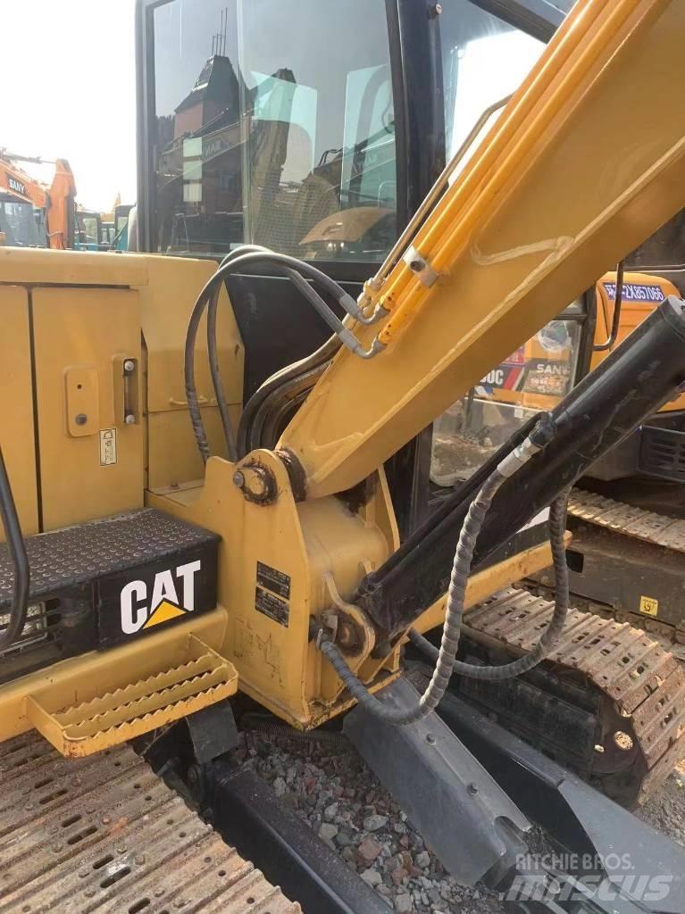CAT 305.5e2 Excavatoare pe șenile

