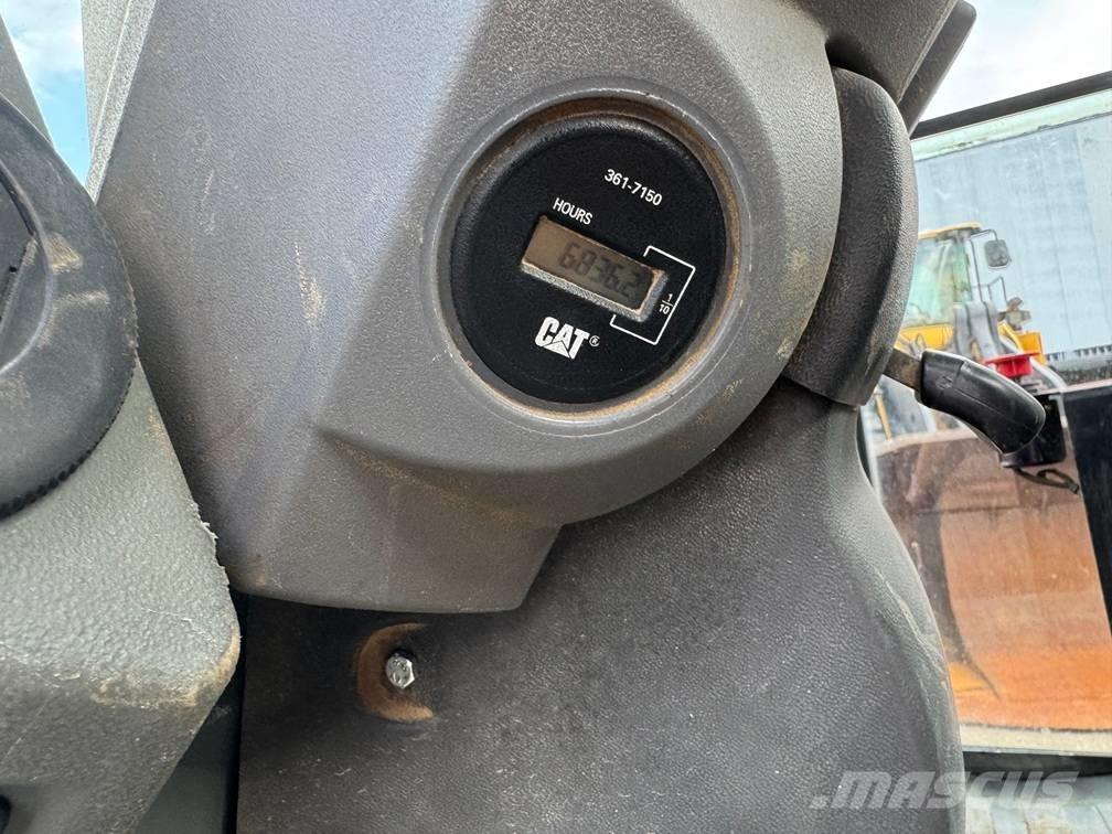 CAT CP 76 Compactoare monocilindrice