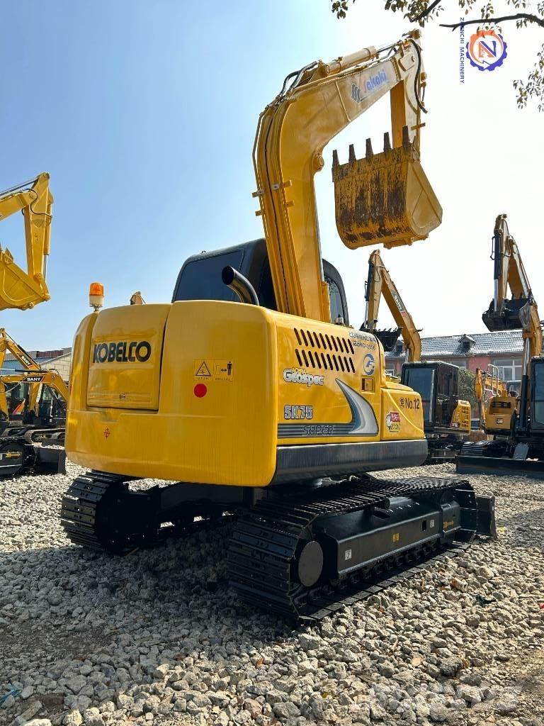 Kobelco SK 75 Excavatoare 7t - 12t