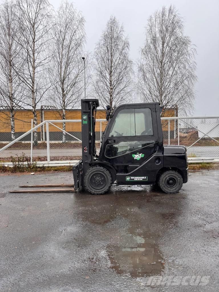 Toyota 02-8 FDF 30 Stivuitor diesel