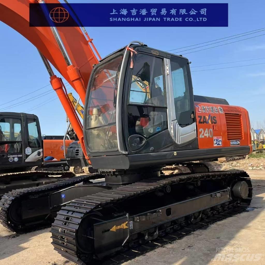Hitachi ZX 240 Excavatoare pe șenile
