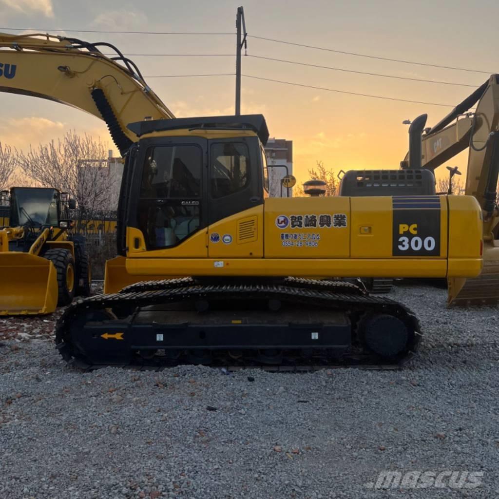 Komatsu PC 300 Excavatoare pe șenile
