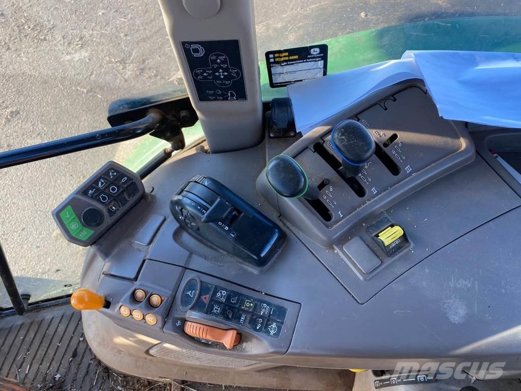 John Deere 5100R Tractoare