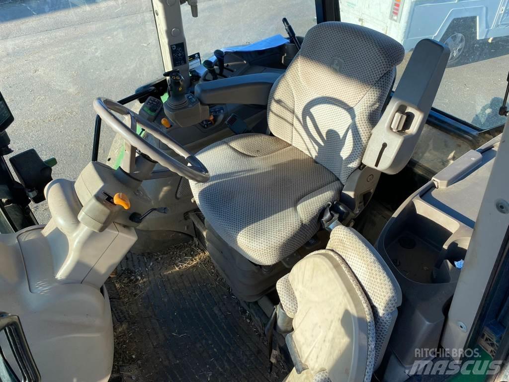 John Deere 5100R Tractoare