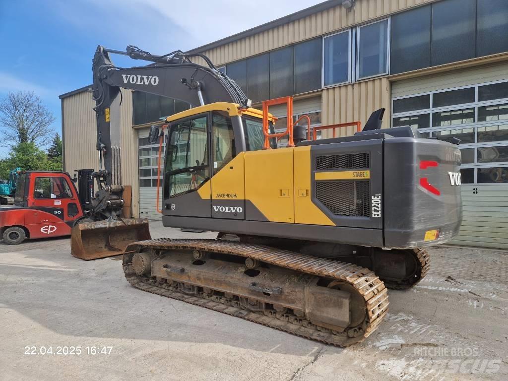 Volvo EC220EL Excavatoare pe șenile
