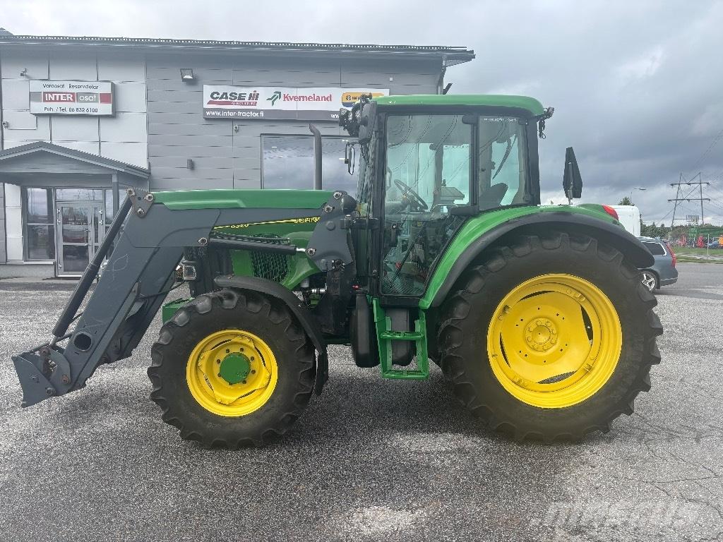 John Deere 6320 SE Tractoare