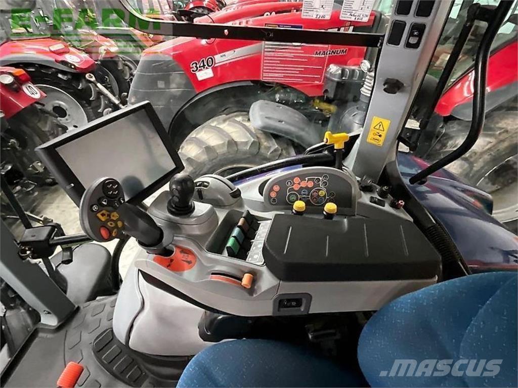 New Holland t7.210 Tractoare