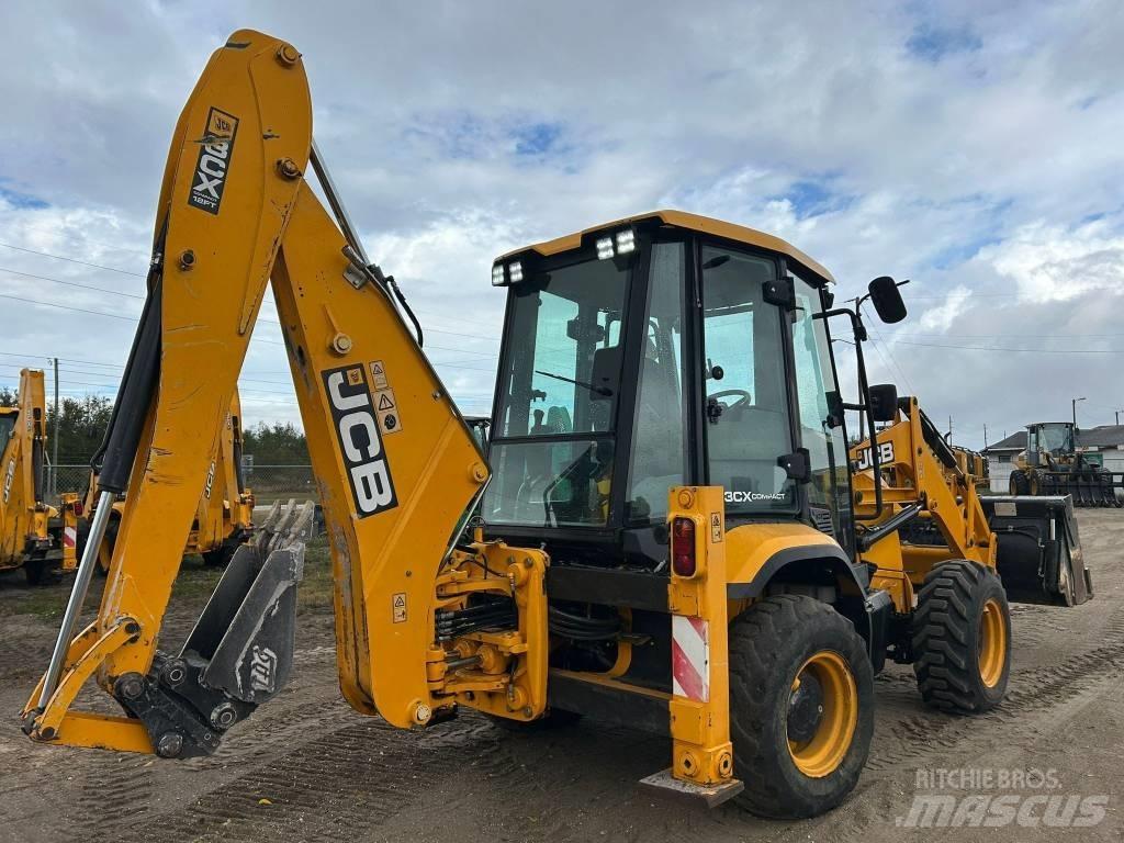 JCB 3 CX Buldoexcavatoare