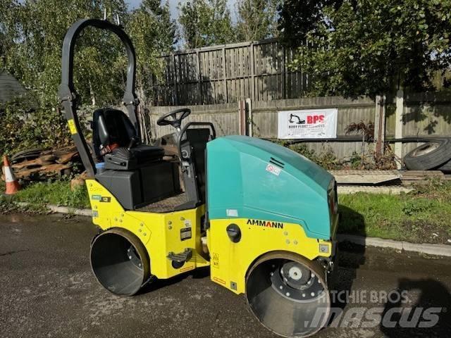 Ammann ARX 12 Cilindri compactori dubli