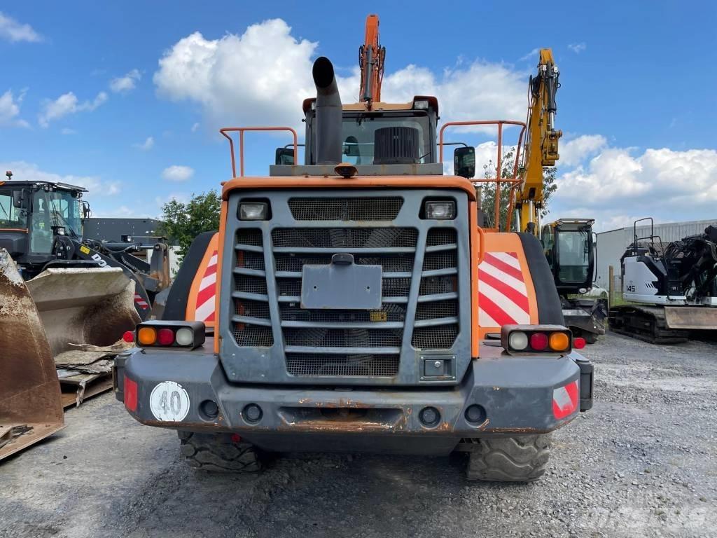 Doosan DL 420 Incarcator pe pneuri