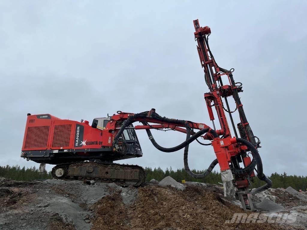 Sandvik DX800 Echipamente de forare la suprafata