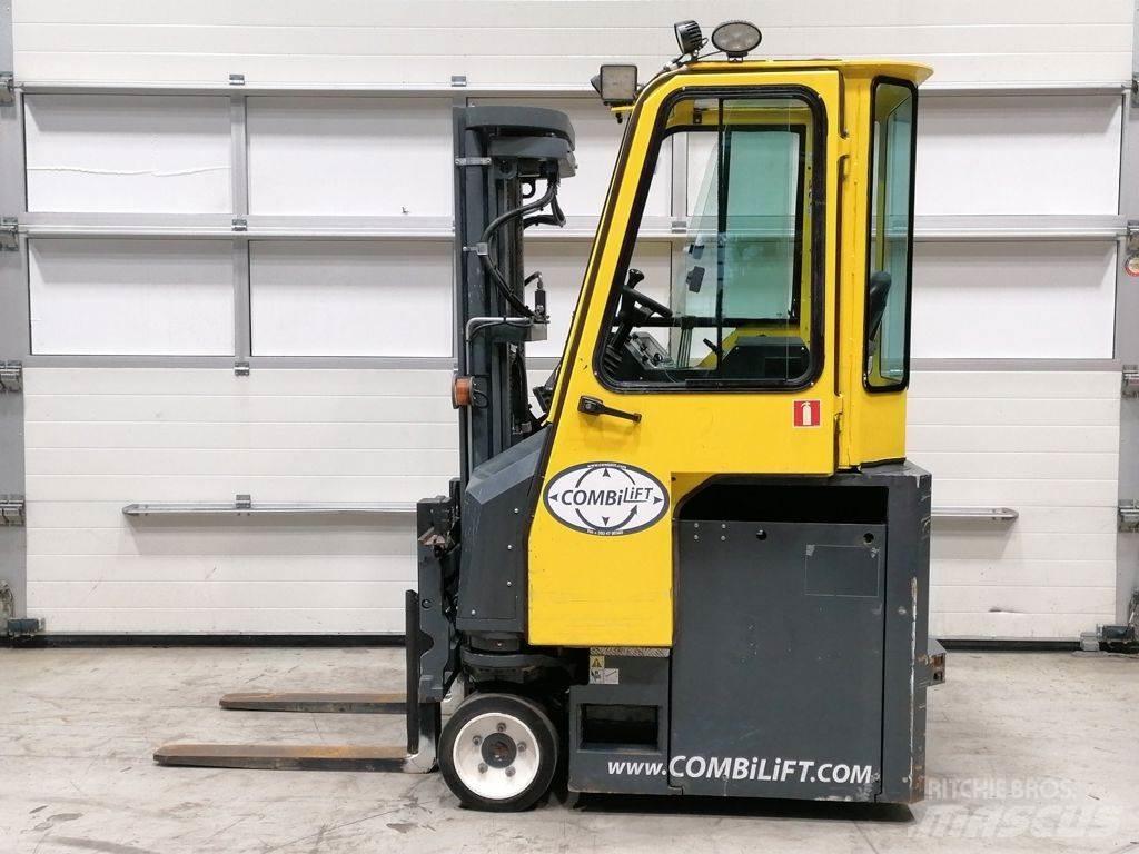 Combilift CBE2500 Încarcator lateral