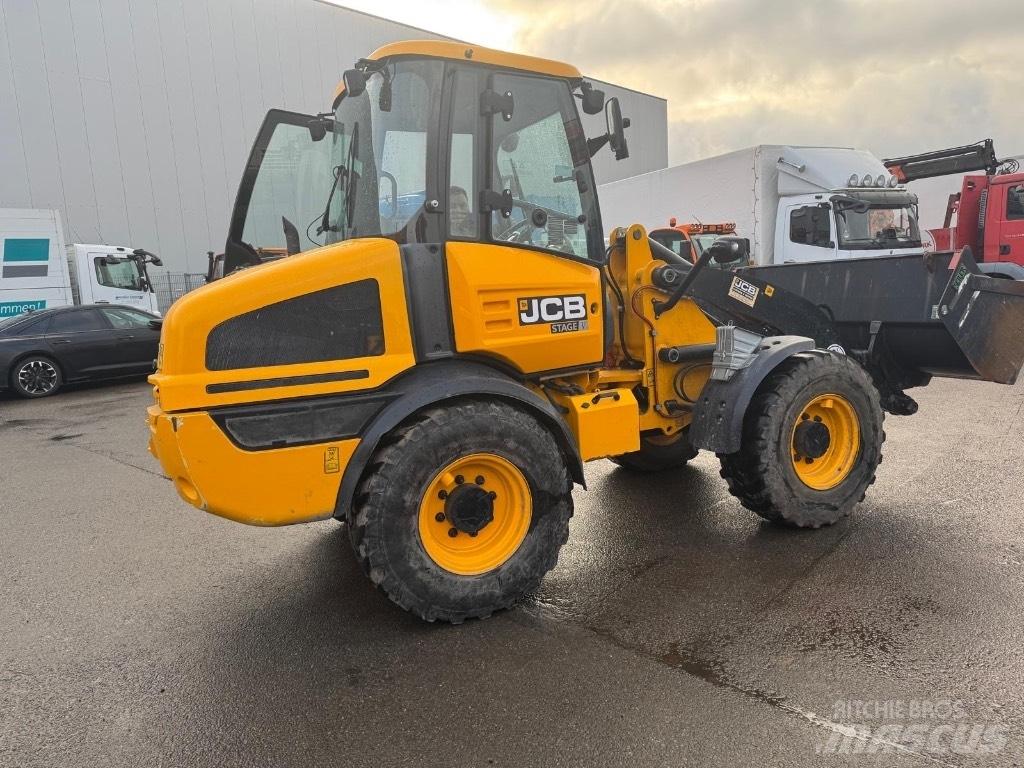 JCB 409 SV Buldoexcavatoare
