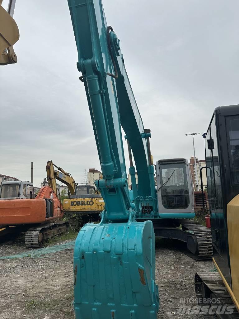 Kobelco SK 200 Excavatoare pe șenile

