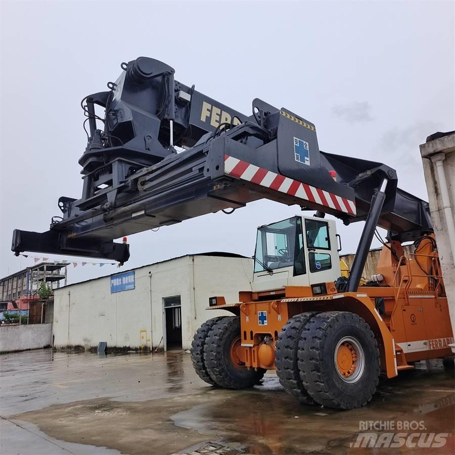 Ferrari 278 Dispozitive de ridicare şi lifturi pentru materiale