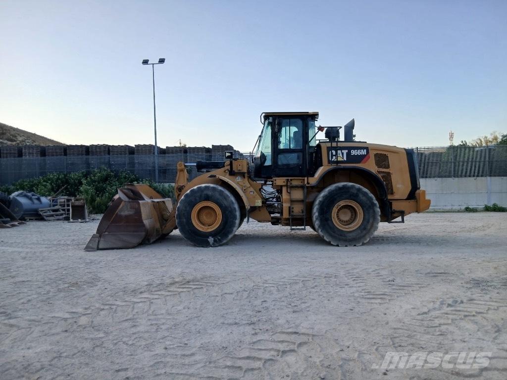 CAT 966 M Incarcator pe pneuri
