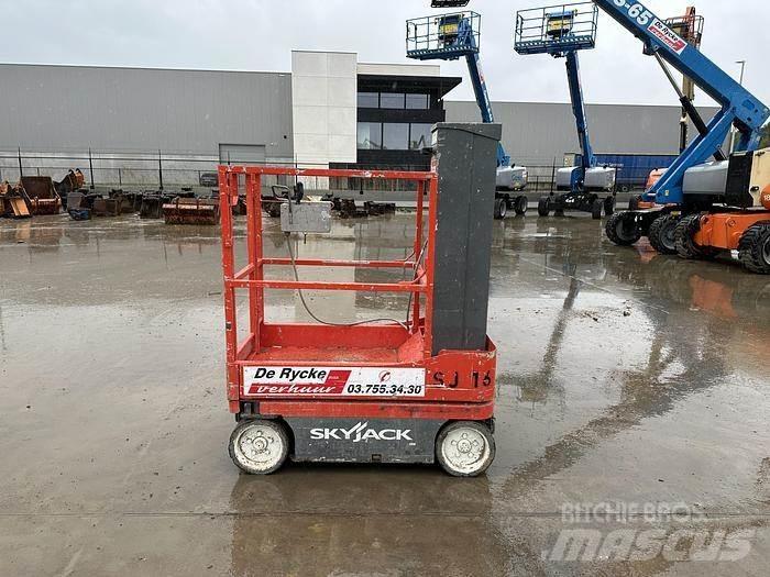 SkyJack SJ16 Platforme foarfeca