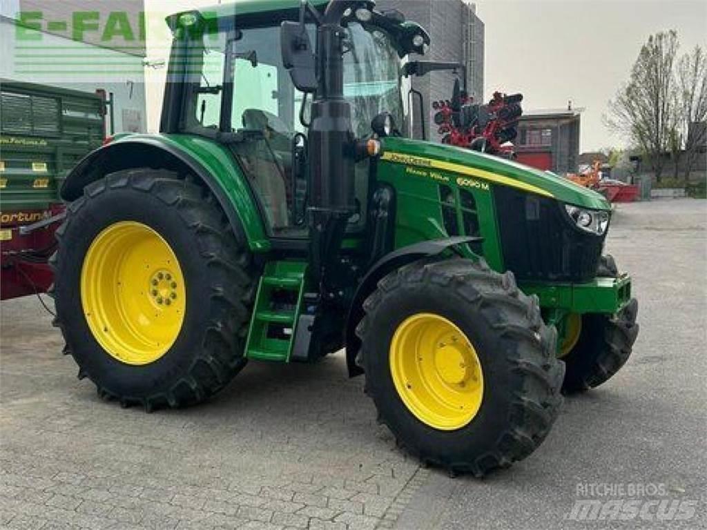 John Deere 6090m Tractoare
