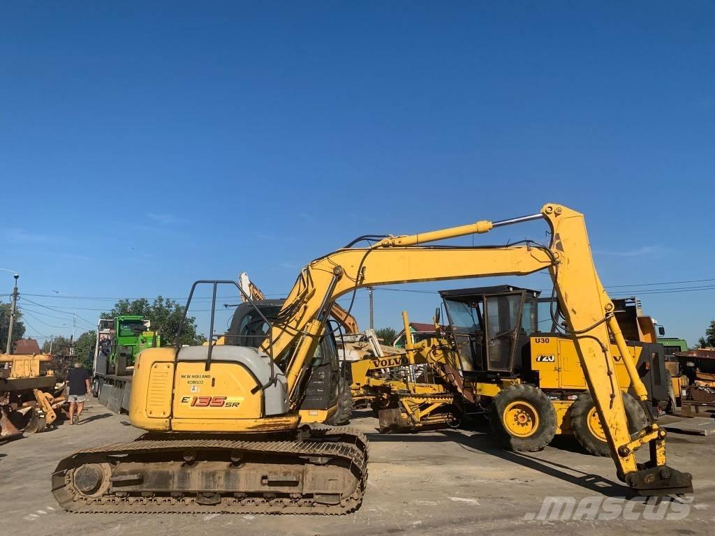 New Holland E 135 SR Excavatoare pe șenile
