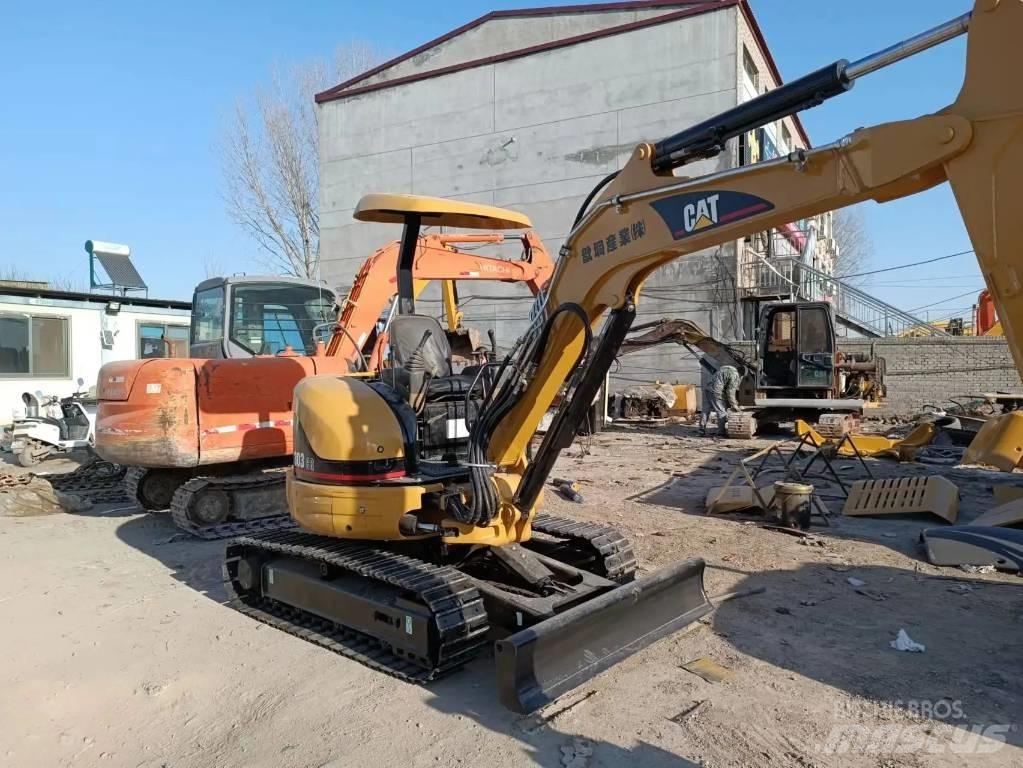 CAT 303 CR Mini excavatoare < 7t