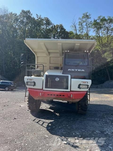 Astra RD32C Camioane cu basculante rigide
