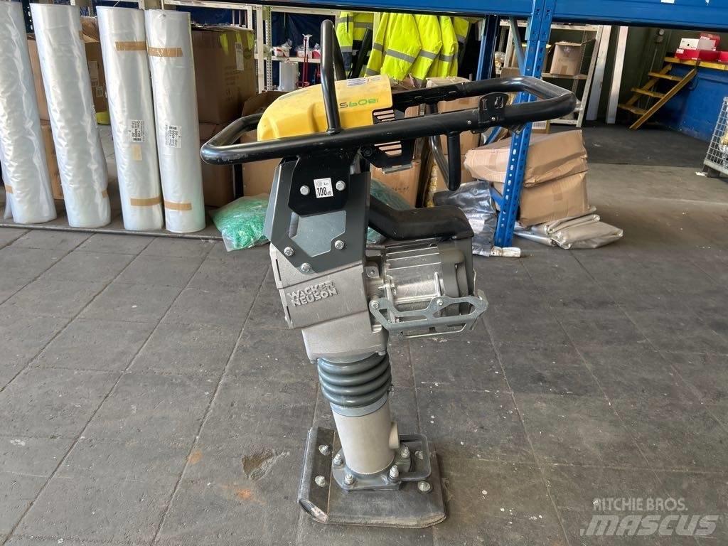 Wacker Neuson AS60e Compactor