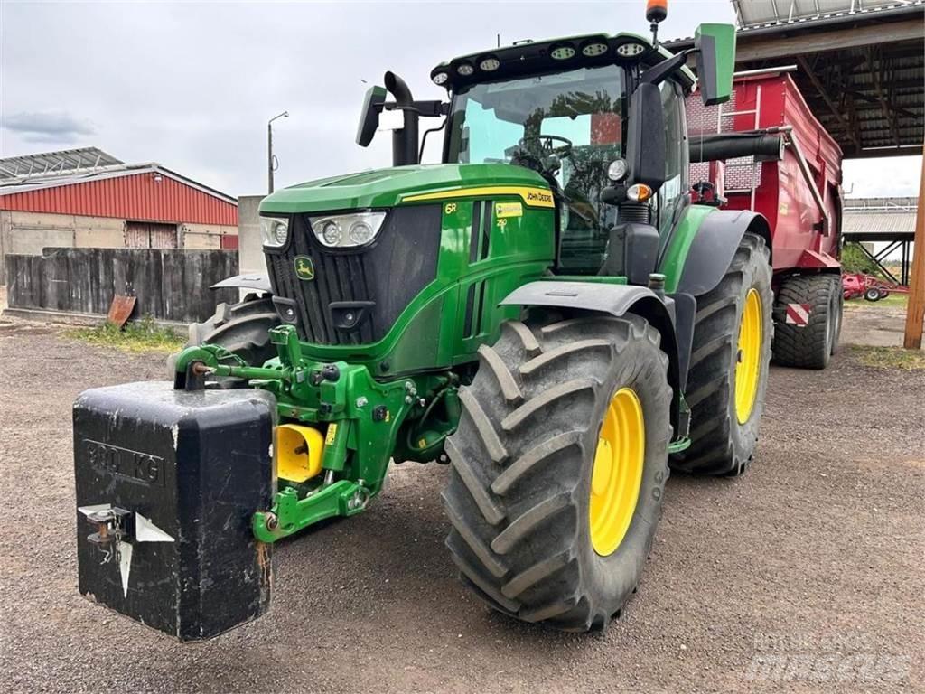 John Deere 6R 250 Tractoare