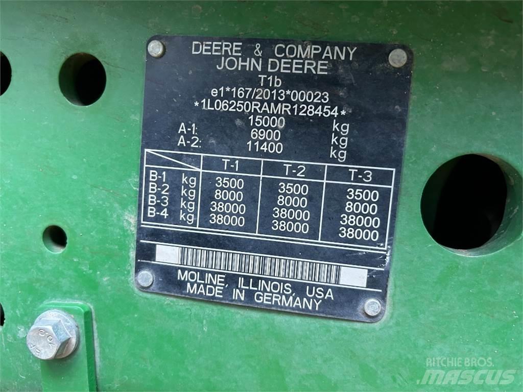 John Deere 6250R Tractoare