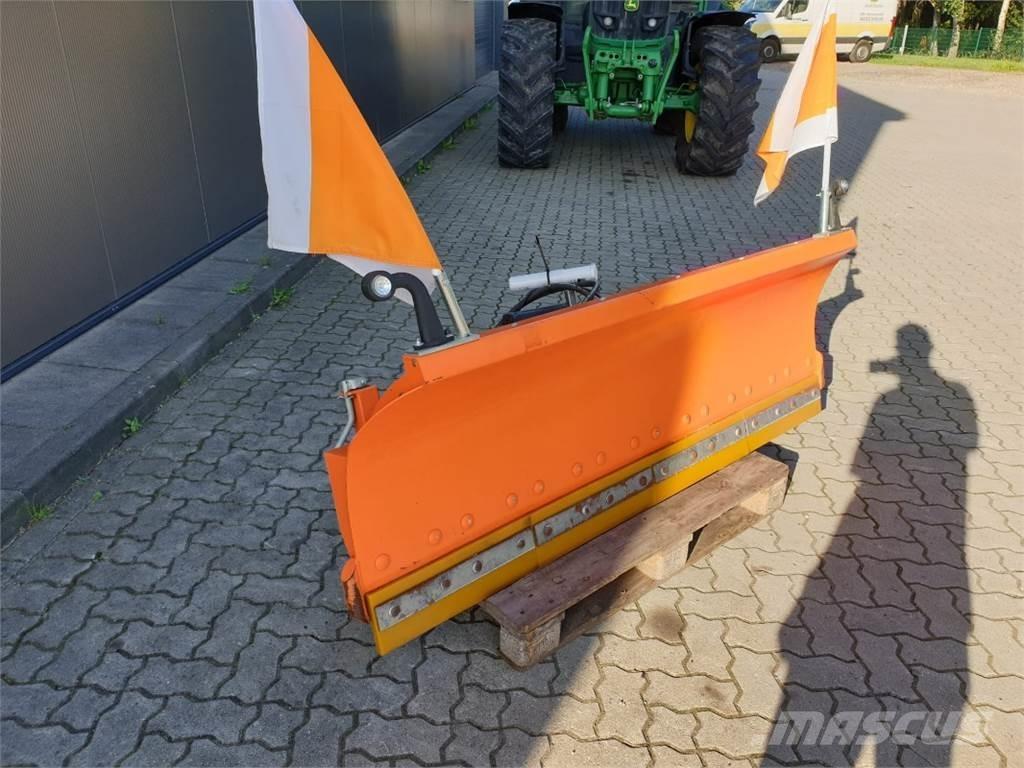 Tuchel SK Alte echipamente pentru nutret