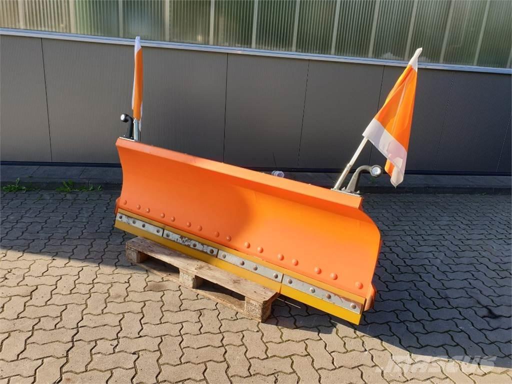 Tuchel SK Alte echipamente pentru nutret