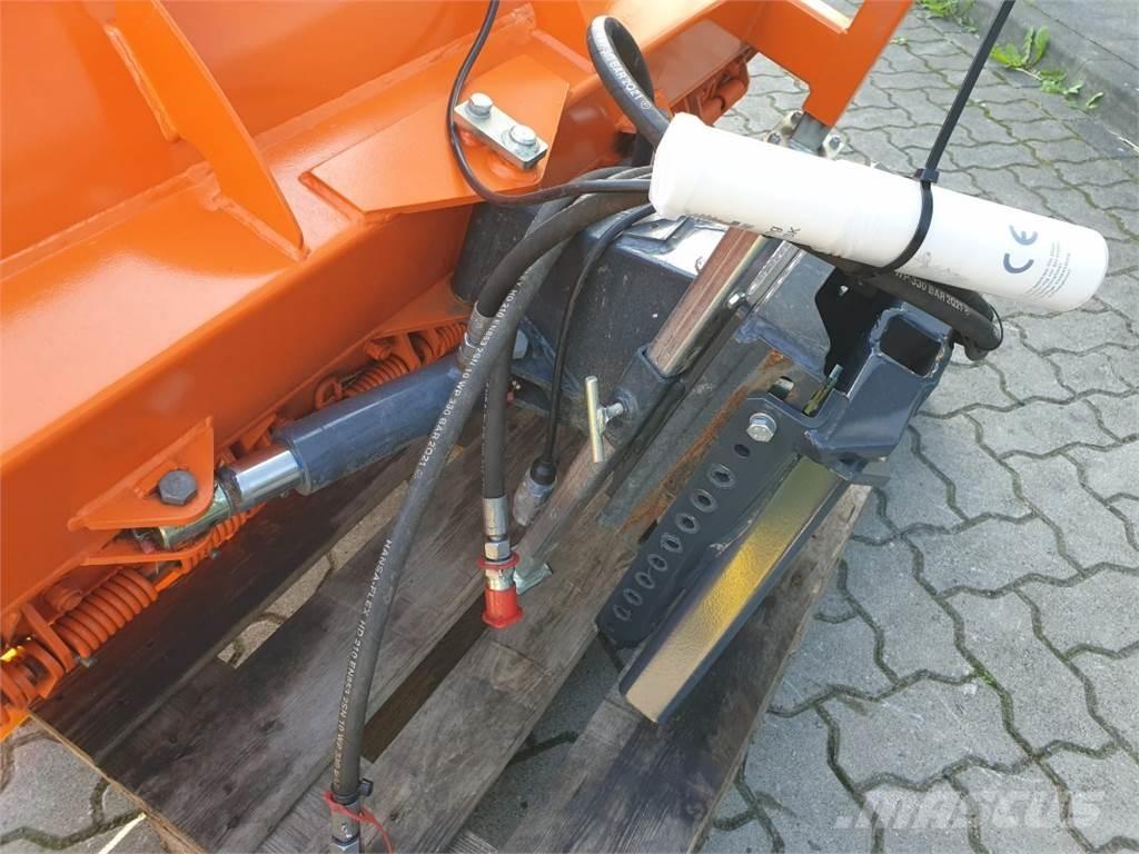 Tuchel SK Alte echipamente pentru nutret