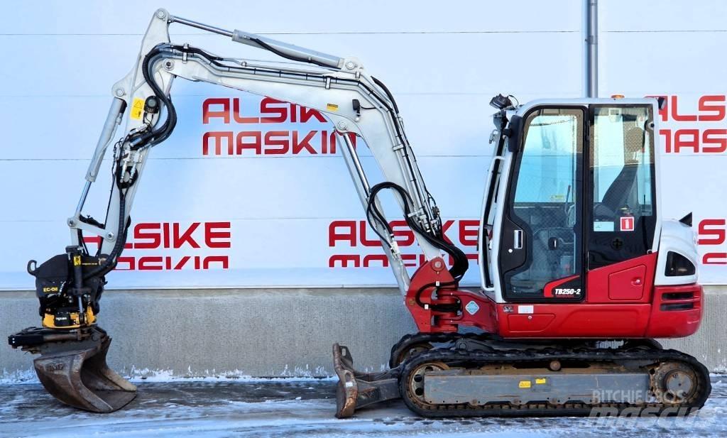 Takeuchi TB 250 Mini excavatoare < 7t
