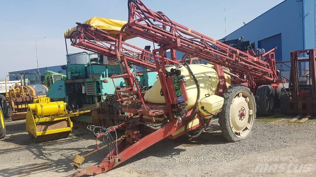 Hardi Commander 2200 Pulverizatori