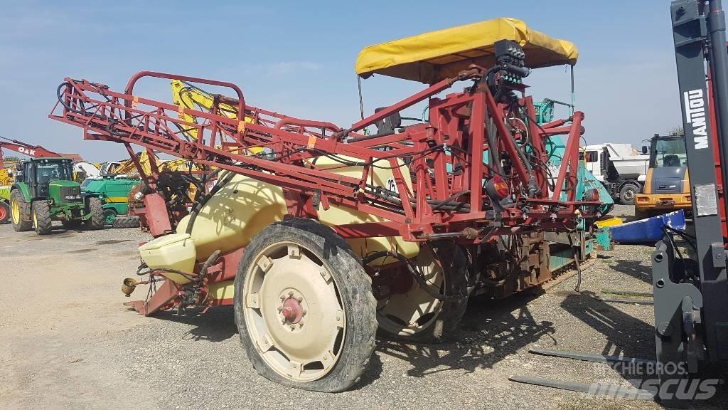 Hardi Commander 2200 Pulverizatori
