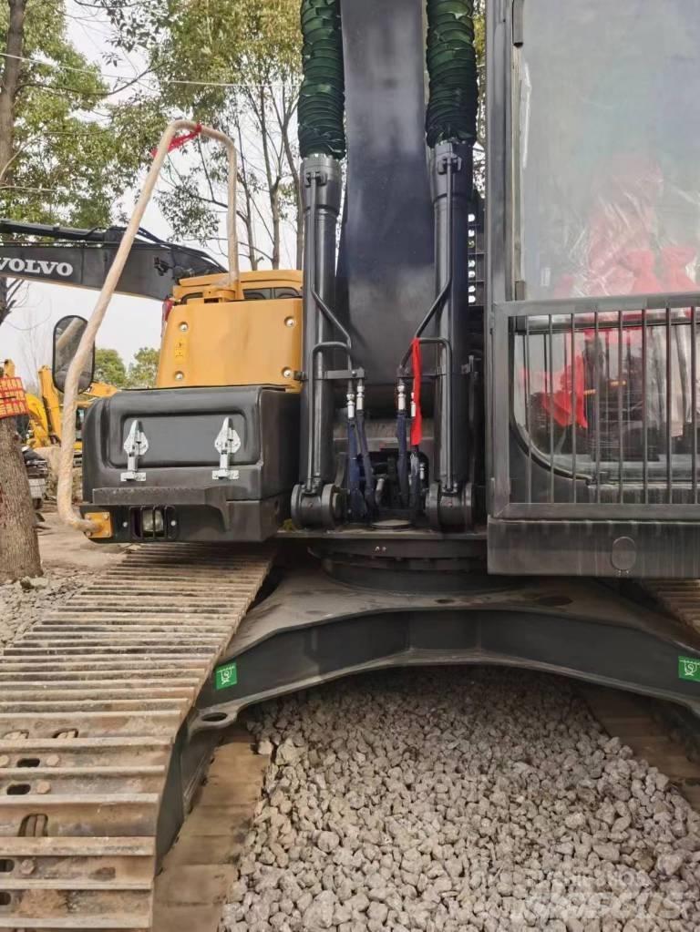 Volvo EC 140 Excavatoare pe șenile
