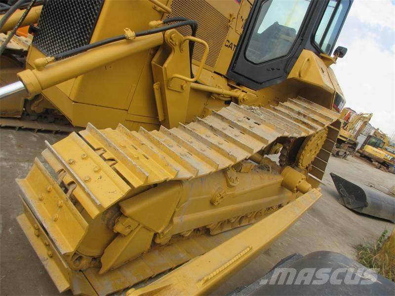 CAT D6R Buldozere pe senile