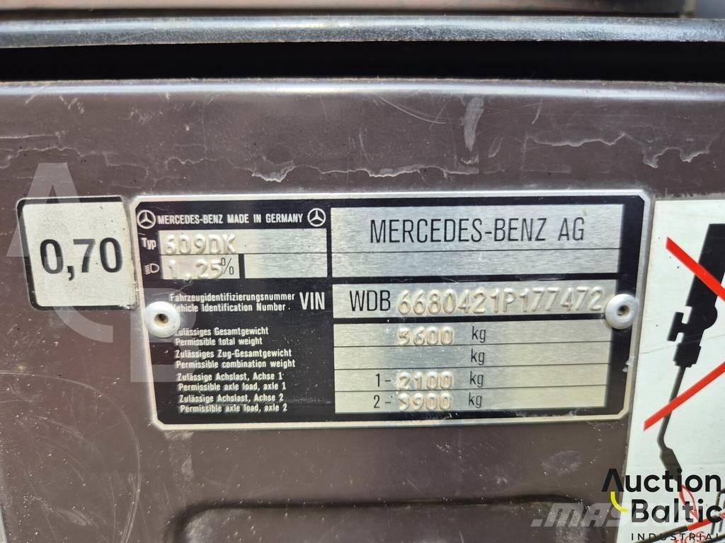 Mercedes-Benz 609 Autobasculanta