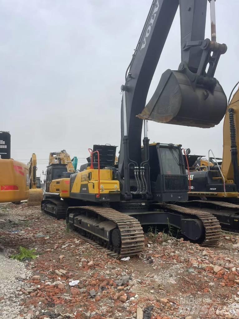 Volvo 350 Excavatoare pe șenile
